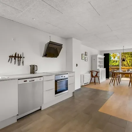 Abel - 250m From The Sea By Interhome *